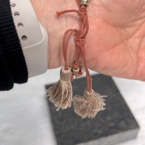 Adjustable bead boho bracelet - Picture 3 of 4